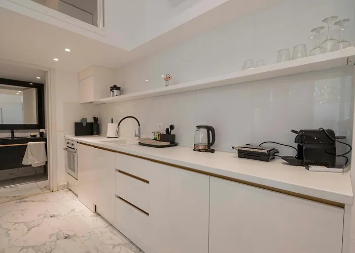 4 Elemental Living - Halkidiki