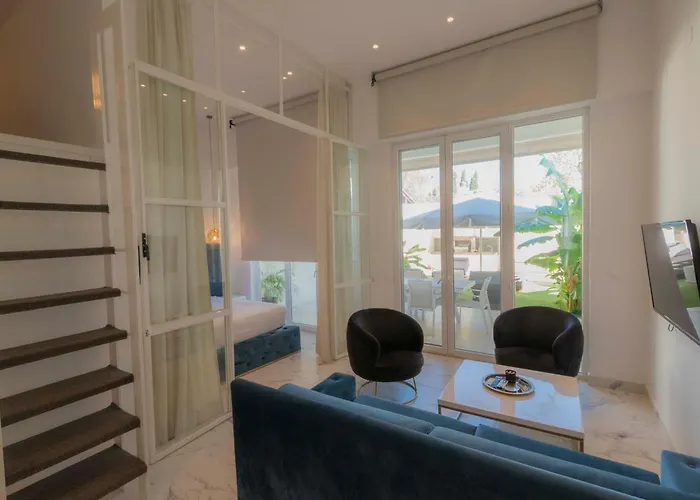 4 Elemental Living - Halkidiki * Nea Moudania