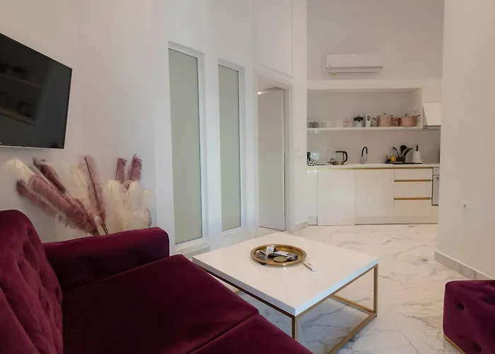 4 Elemental Living - Halkidiki